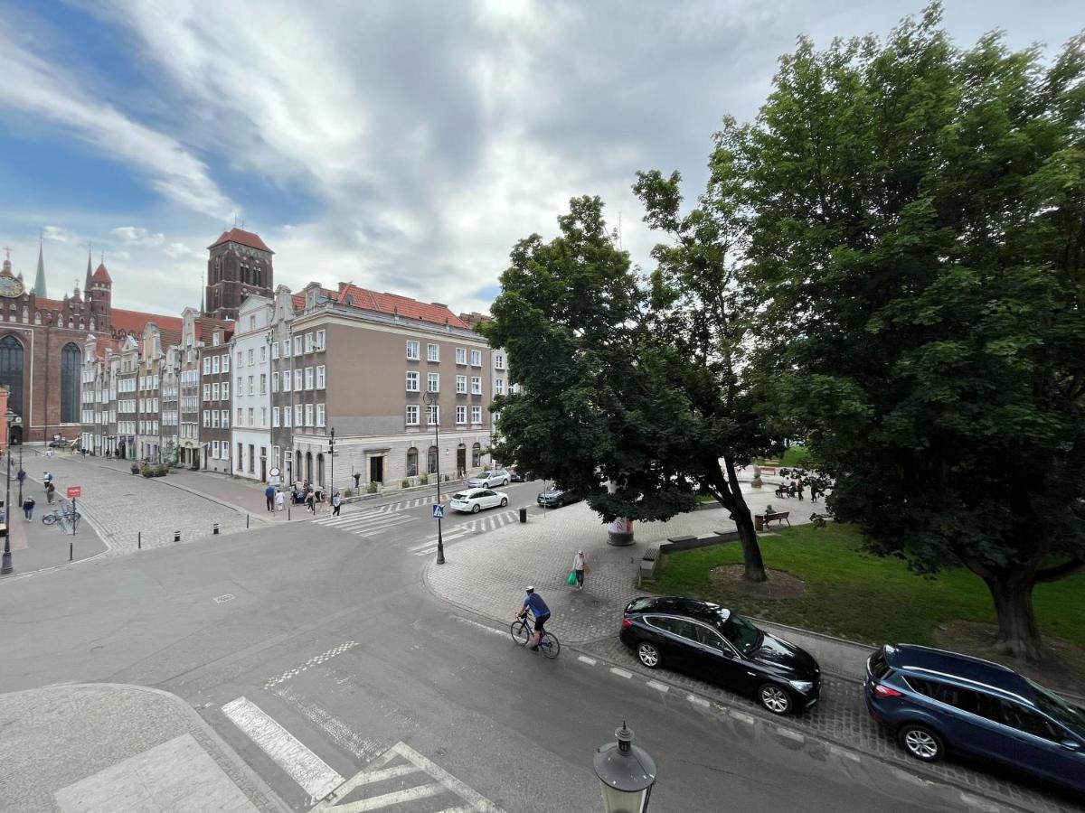 Dom & House - Apartments Old Town Szeroka Гданск Екстериор снимка